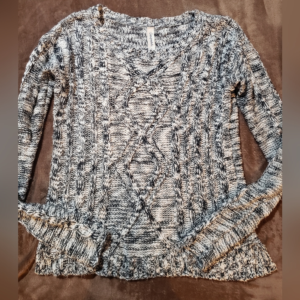 Aeropostale sweater size small